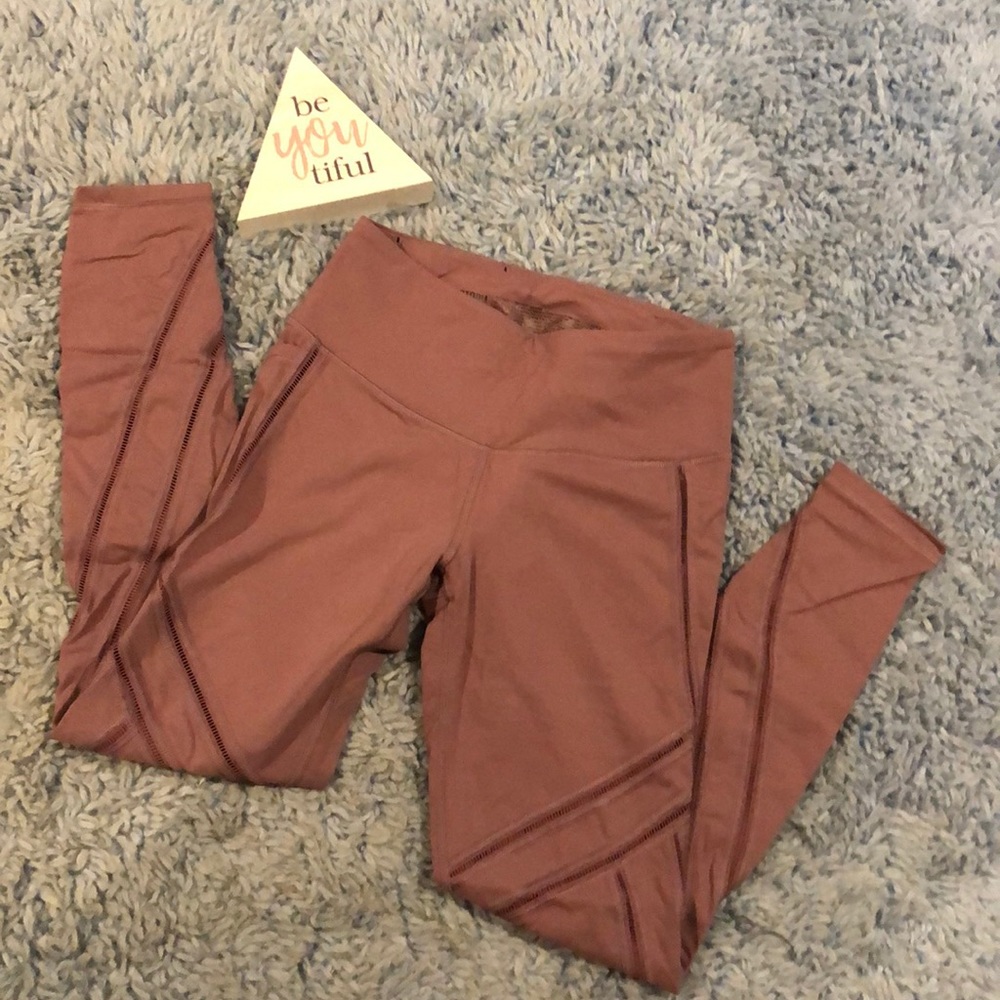 Like new Victoria secret Knockout Legging
